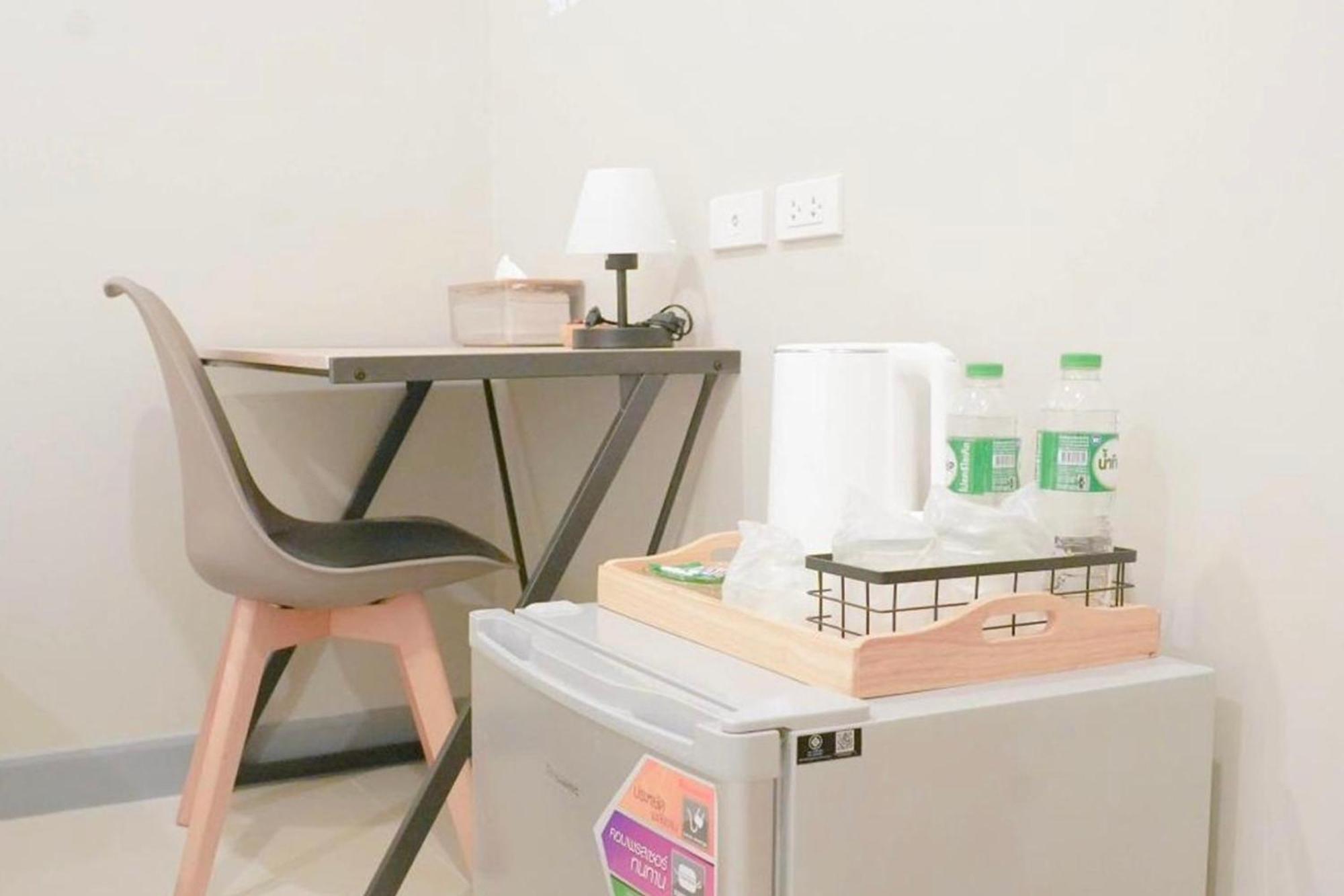 Bnb98 Silom Hotel Bangkok Buitenkant foto