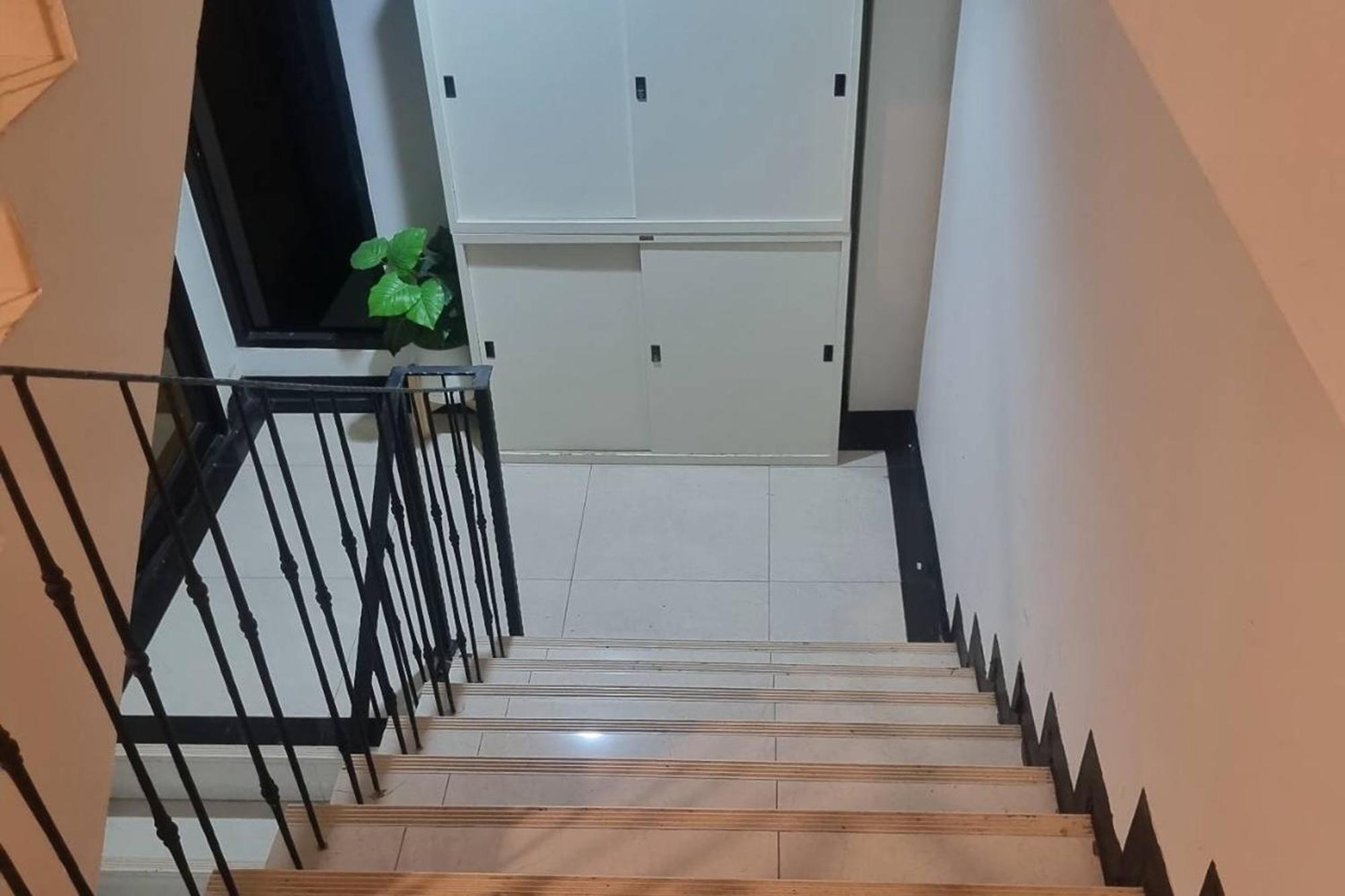 Bnb98 Silom Hotel Bangkok Buitenkant foto