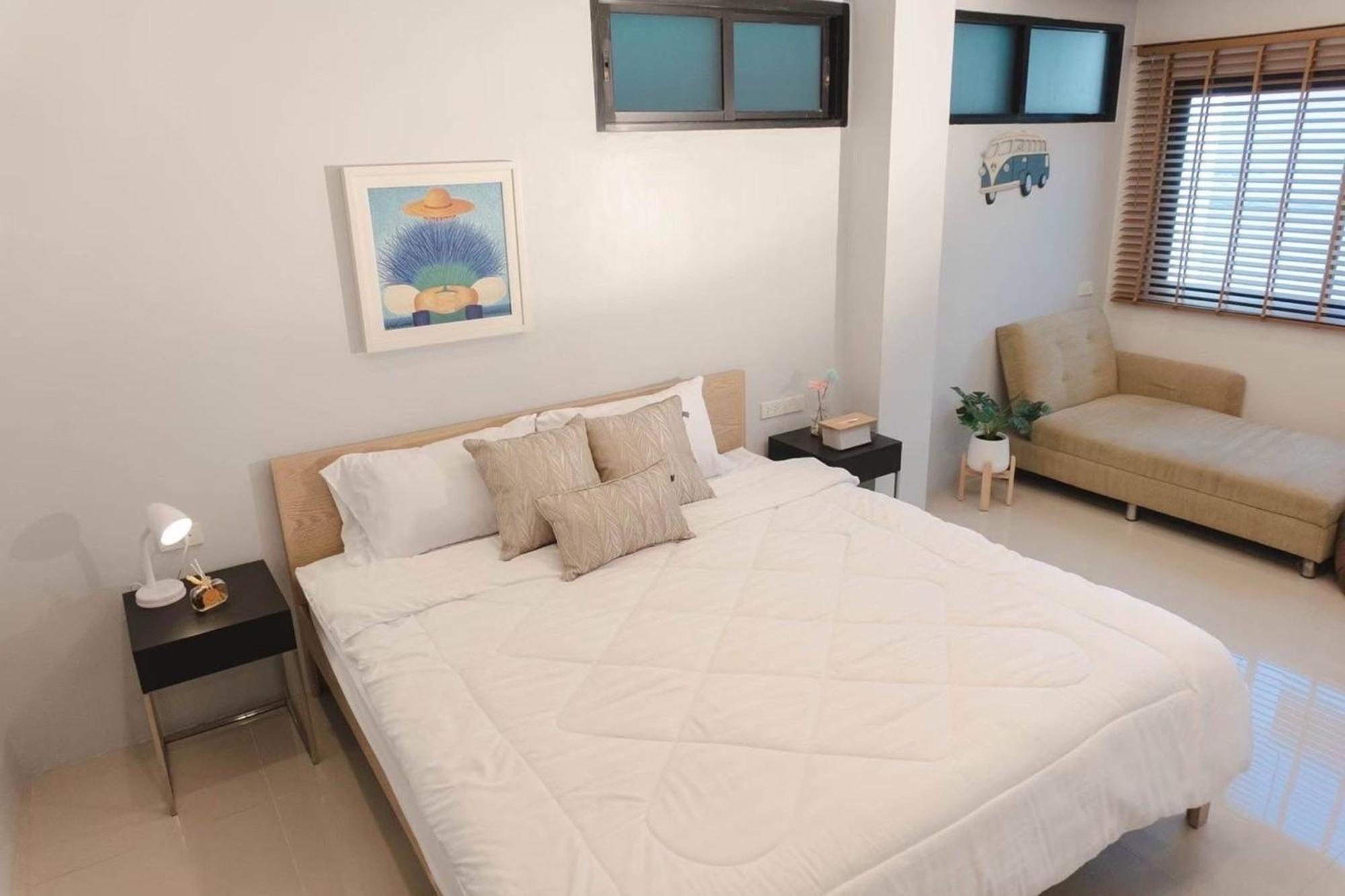 Bnb98 Silom Hotel Bangkok Buitenkant foto