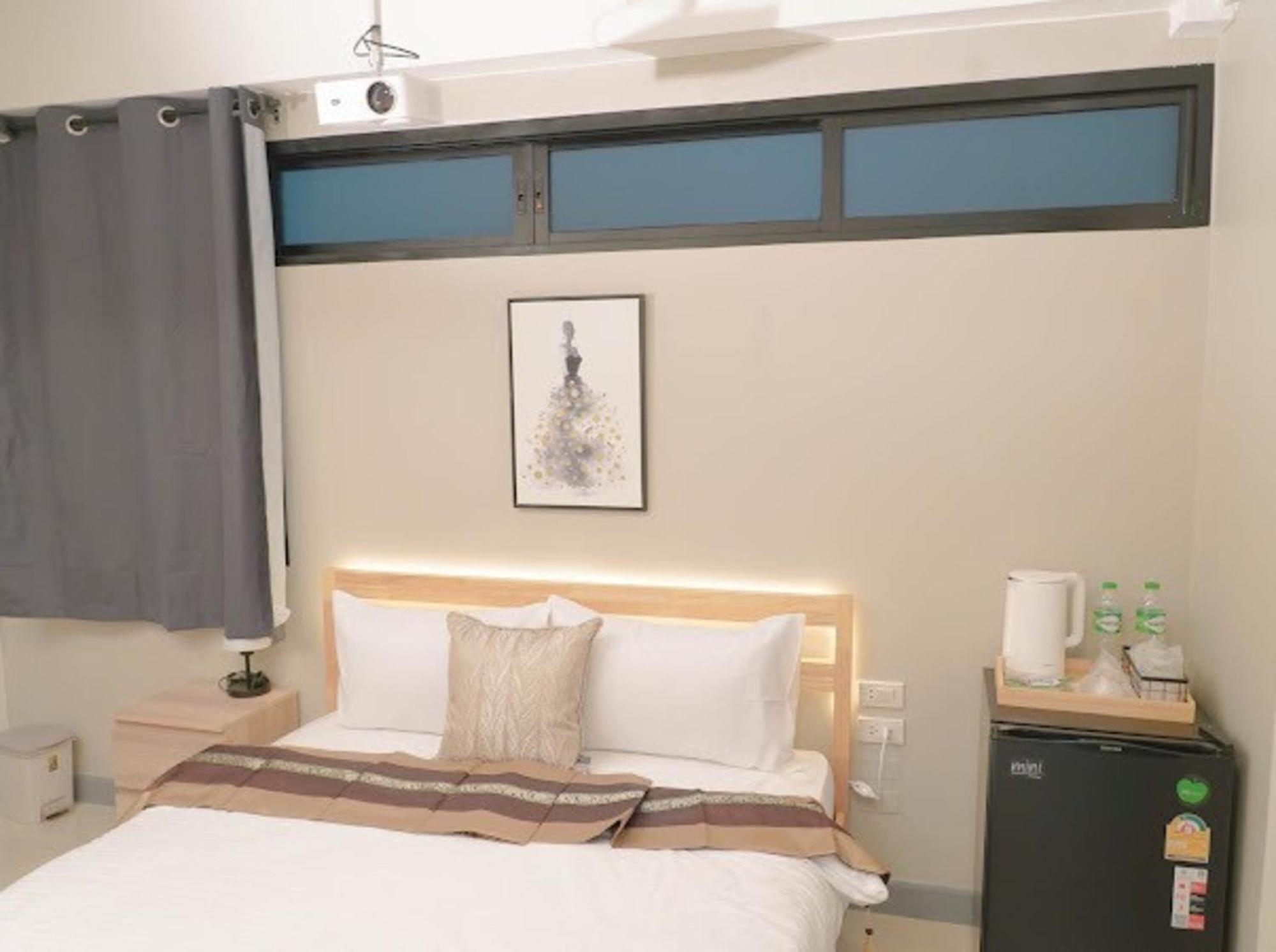 Bnb98 Silom Hotel Bangkok Buitenkant foto