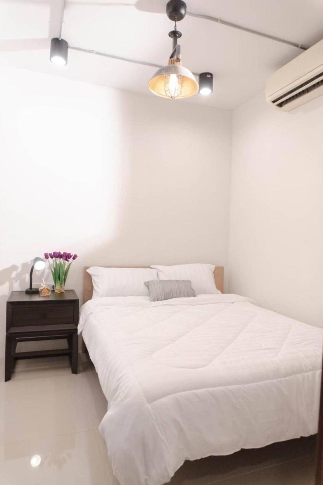 Bnb98 Silom Hotel Bangkok Buitenkant foto