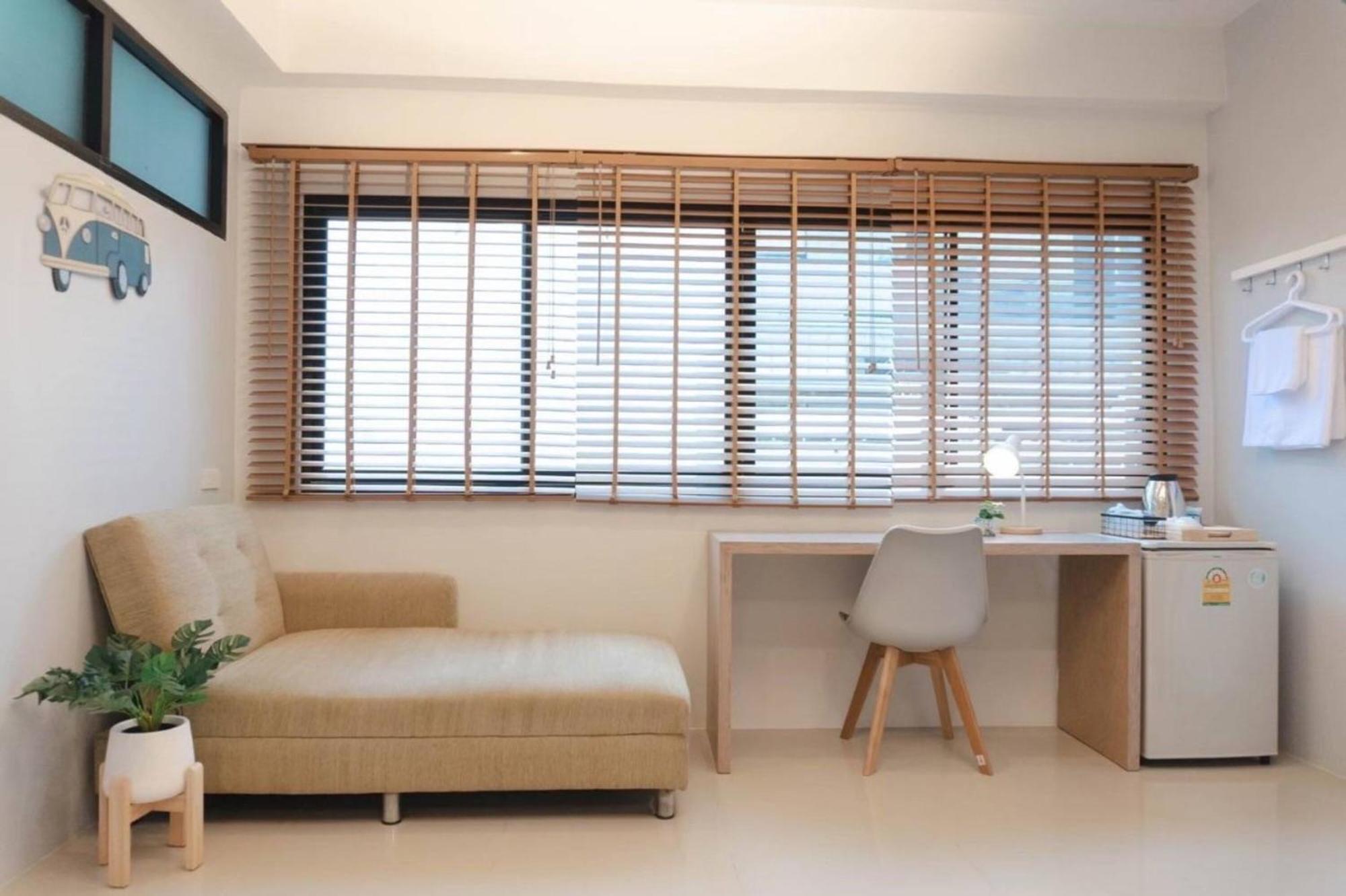 Bnb98 Silom Hotel Bangkok Buitenkant foto