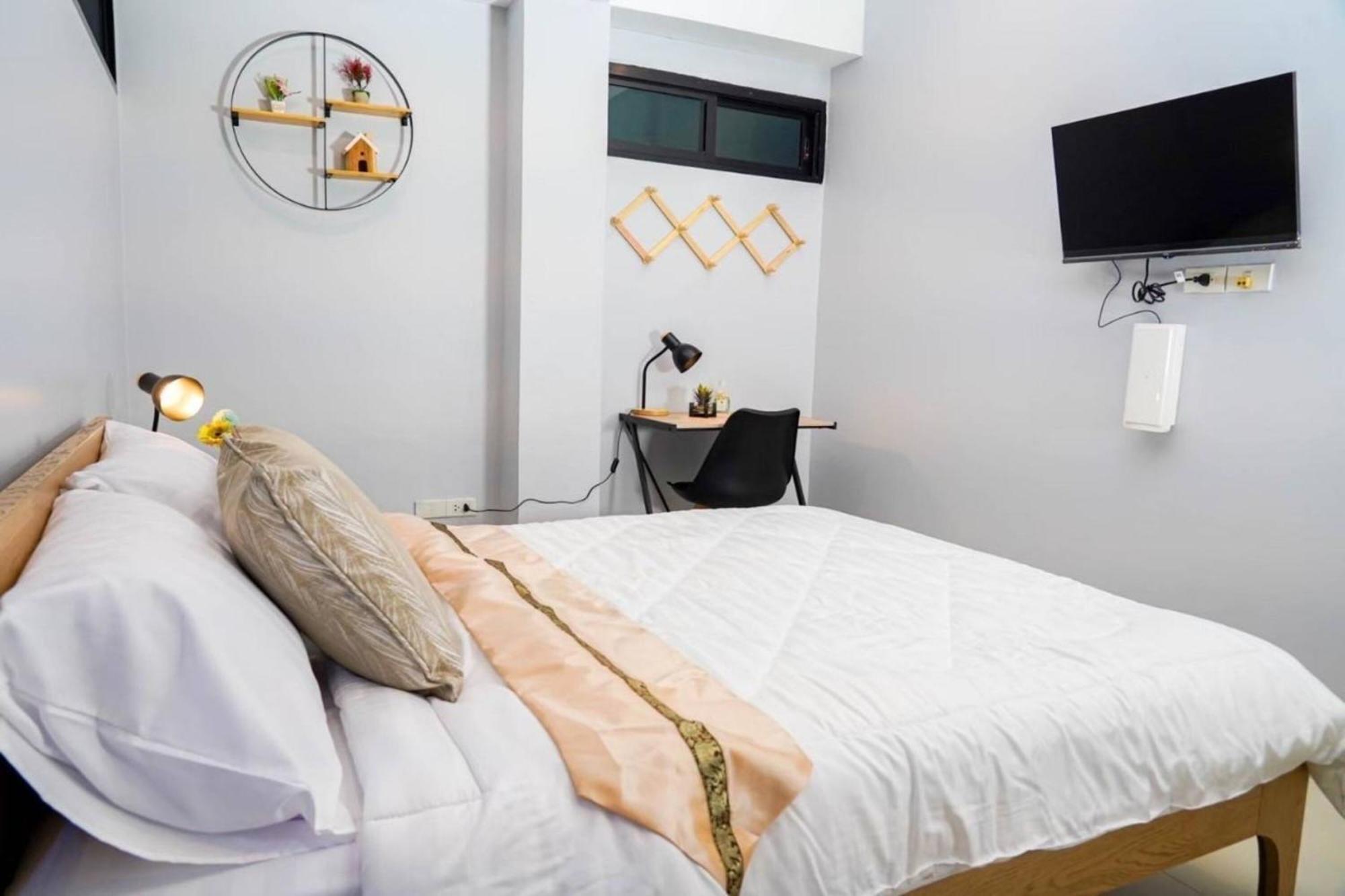 Bnb98 Silom Hotel Bangkok Buitenkant foto