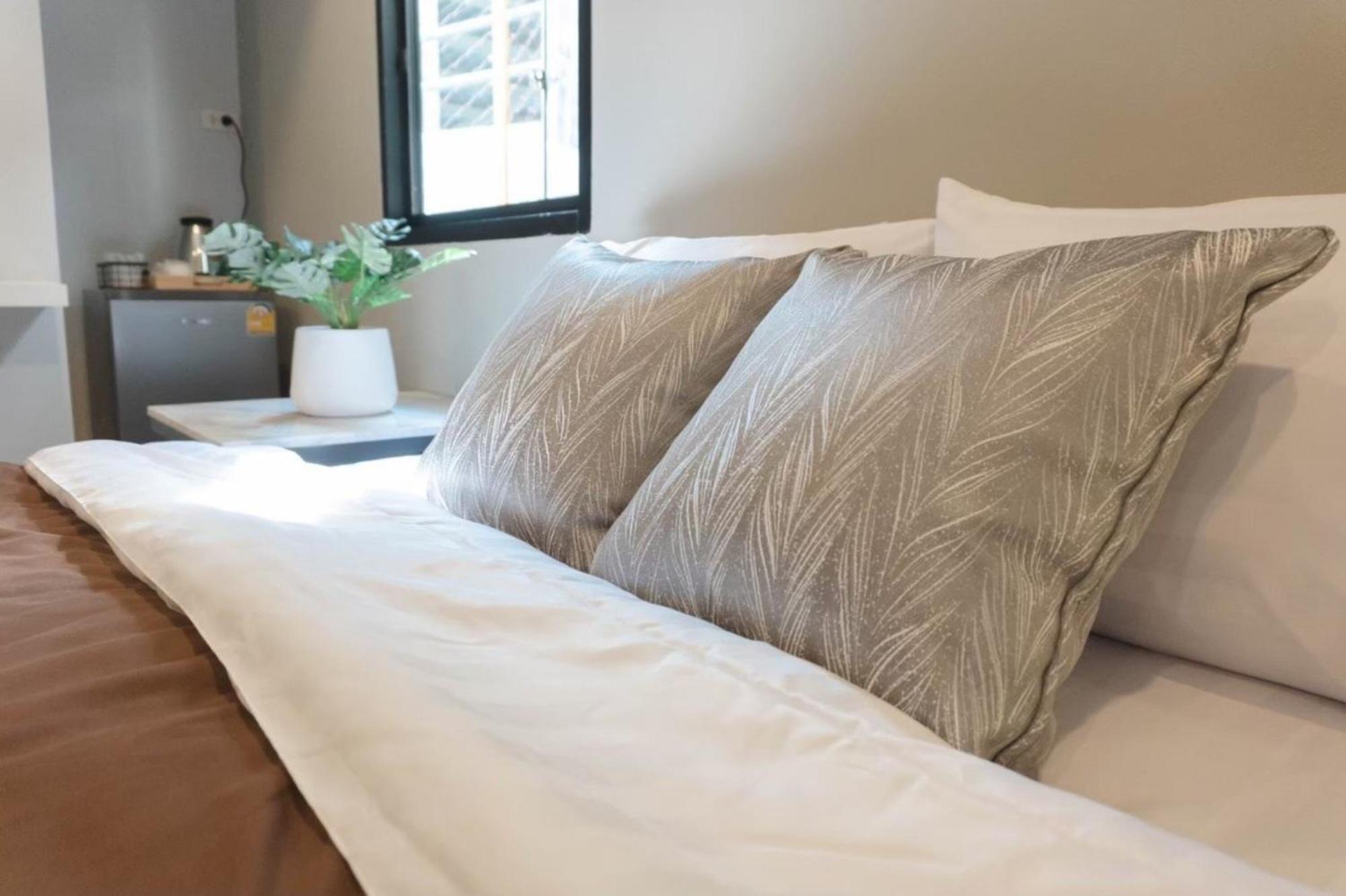 Bnb98 Silom Hotel Bangkok Buitenkant foto